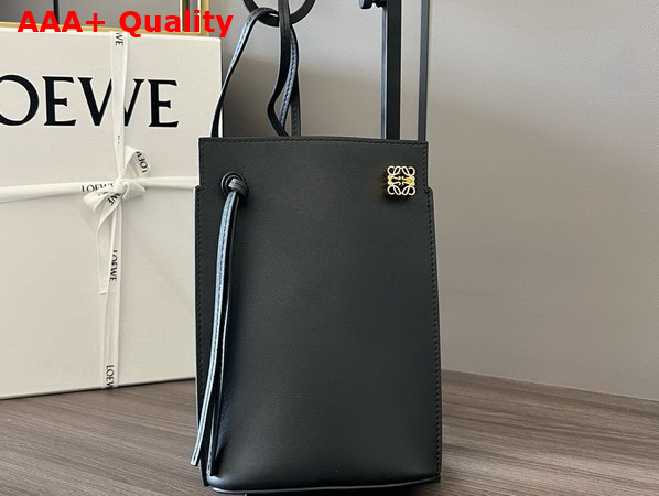 Loewe Pebble Dice Pocket in Avocado Green Classic Calfskin Replica
