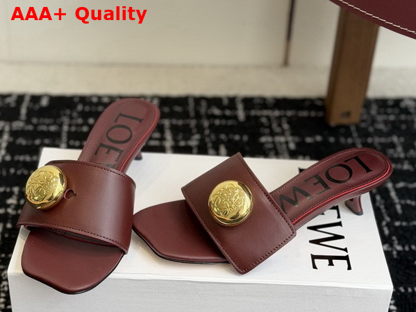 Loewe Pebble Slide in Soft Calfskin Burgundy Replica