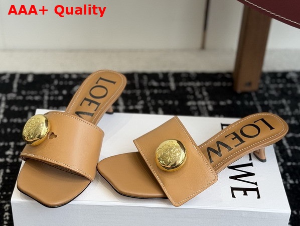 Loewe Pebble Slide in Soft Calfskin Oak Replica