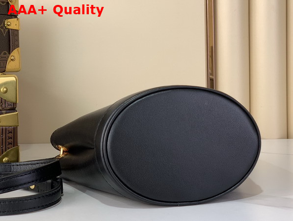 LV Bloom Mini Hobo in Black Calfskin Leather M27260 Replica