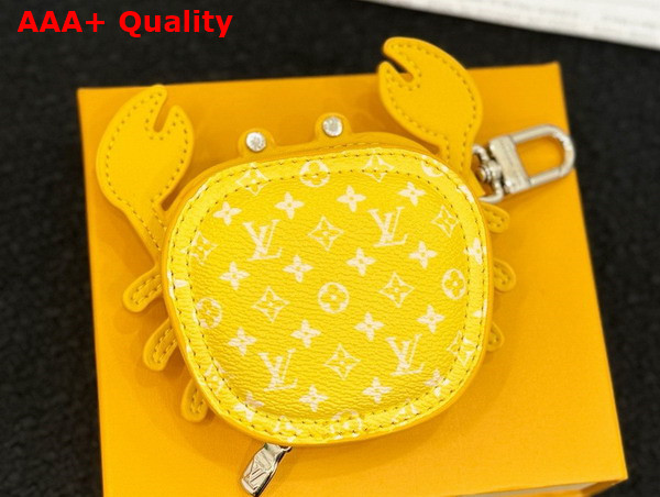 LV Crab Bag Charm in Jaune M01932 Replica