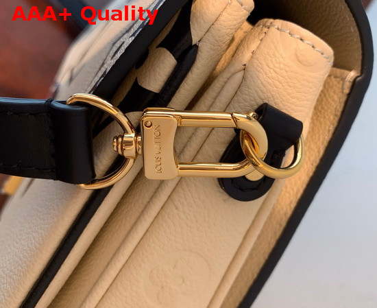 LV Crafty Pochette Metis Creme M45384 Replica