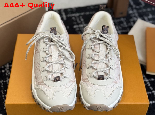 LV Rush Xplorer Sneaker Beige Cashgora 1AIVGZ Replica