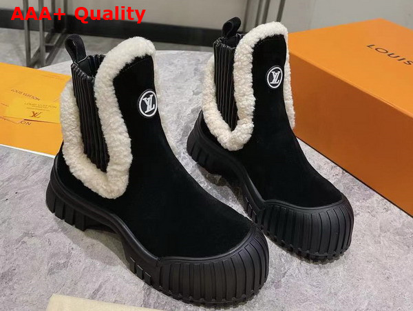 LV Ski Ruby Flat Ankle Boot in Black Suede Calf Leather and Shearling 1AC7AC Replica