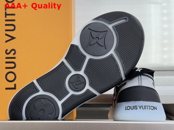 LV Sprint Sneaker in Noir 1AJOY1 Replica