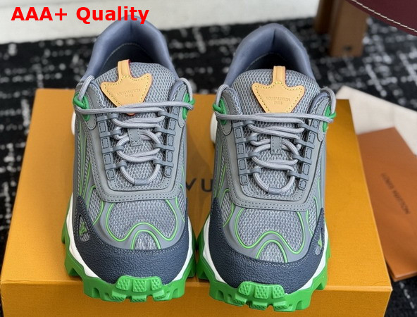 LV Summit Sneaker in Green Mix of Materials 1AJAXQ Replica