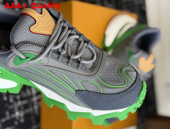 LV Summit Sneaker in Green Mix of Materials 1AJAXQ Replica