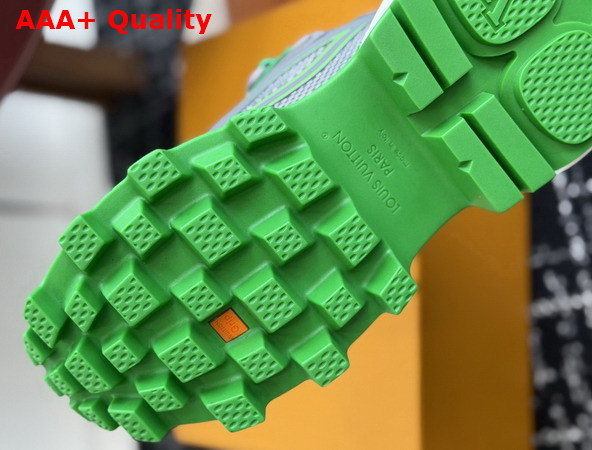 LV Summit Sneaker in Green Mix of Materials 1AJAXQ Replica