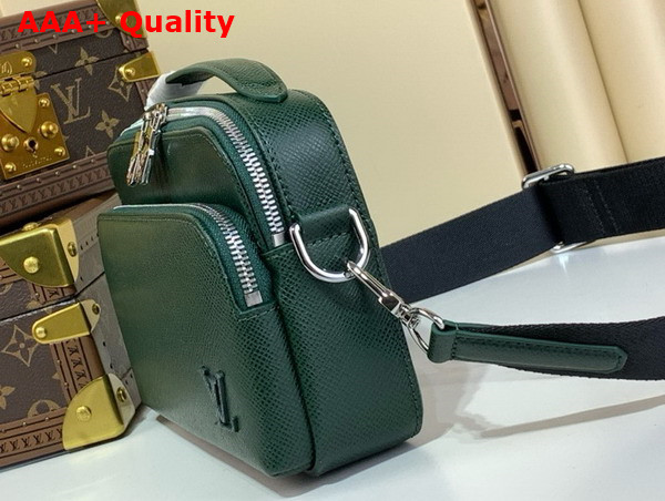 Louis Vuitton Avenue Messenger in Green Taiga Leather Replica