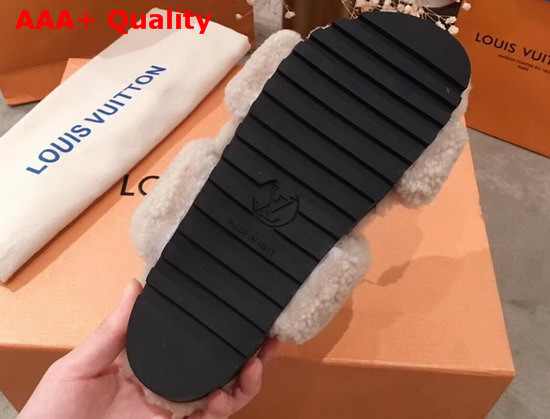 Louis Vuitton Bom Dia Mule in Beige Shearling 1A5MSZ Replica
