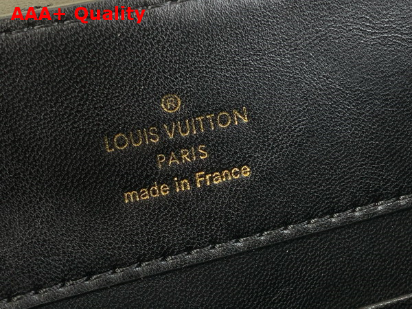 Louis Vuitton Capucines East West MM All Black Lambskin Leather M25284 Replica