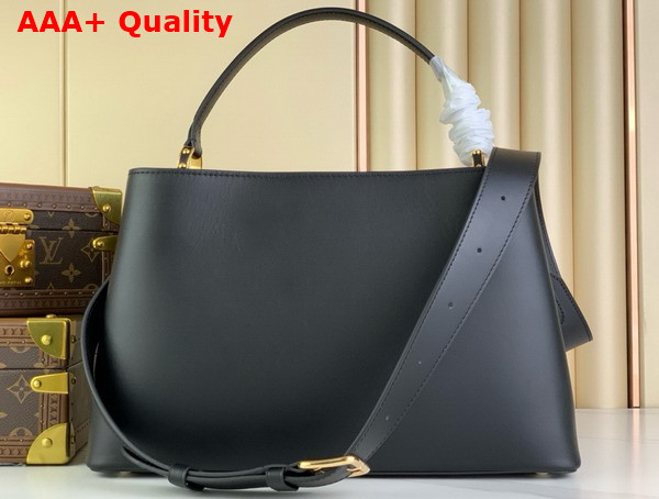 Louis Vuitton Capucines GM Souple Bag in Black Smooth Taurillon Leather M24607 Replica