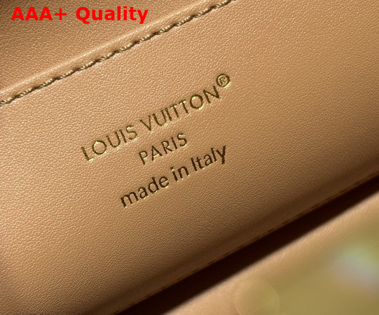 Louis Vuitton Capucines MM Souple Arizona Crocodile Embossed Calfskin Replica