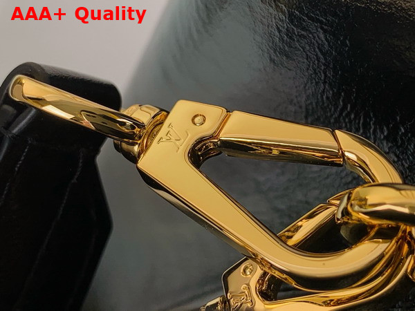 Louis Vuitton Capucines MM Souple Black Calfskin Leather M12924 Replica