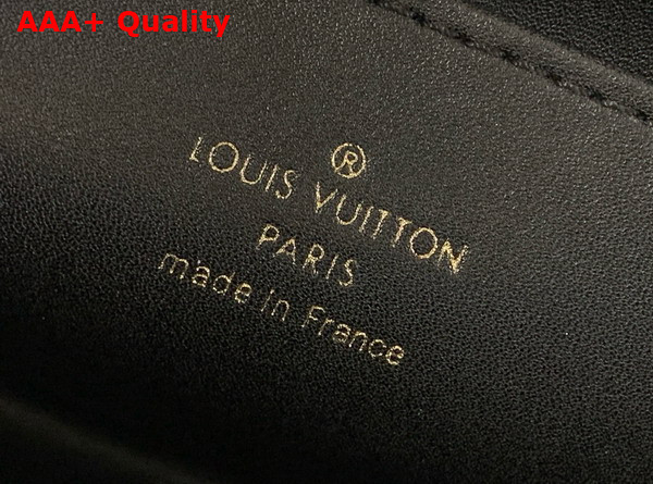 Louis Vuitton Capucines MM Souple Black Calfskin Leather M12924 Replica