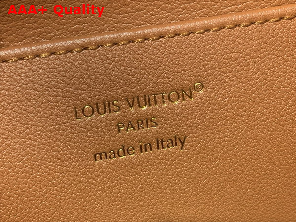 Louis Vuitton Capucines MM Souple in Cognac Calfskin Leather M14371 Replica
