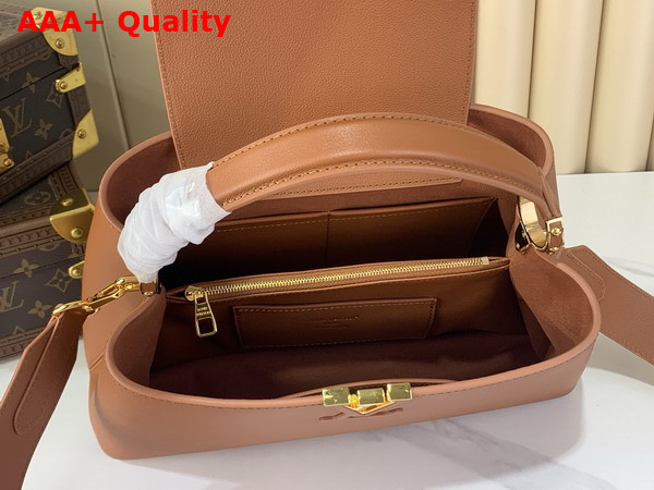 Louis Vuitton Capucines MM Souple in Cognac Calfskin Leather M14371 Replica