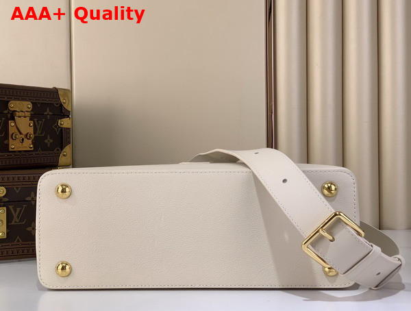 Louis Vuitton Capucines MM Souple in Quartz White Calfskin Leather M14979 Replica
