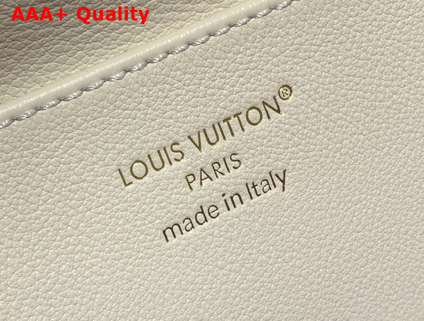 Louis Vuitton Capucines MM Souple in Quartz White Calfskin Leather M14979 Replica