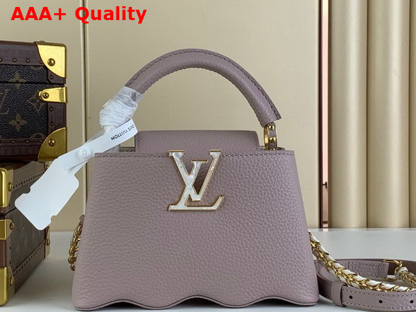 Louis Vuitton Capucines Mini Handbag with a Wavy Base in Light Pink Taurillon Leather M22122 Replica