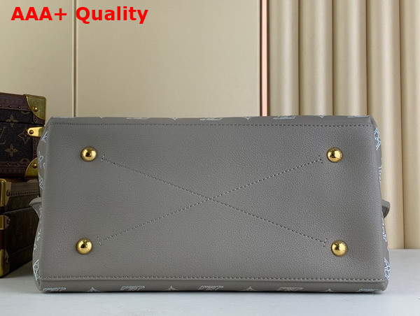 Louis Vuitton Carmel Hobo Bag in Gray Mahina Perforated Calf Leather M23396 Replica