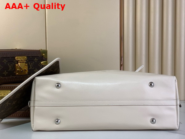 Louis Vuitton Carryall Vibe MM Handbag in Vanilla Lambskin Leather Replica