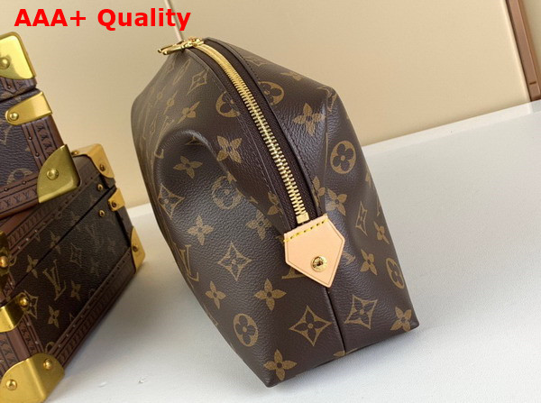 Louis Vuitton Cosmetic Pouch GM in Monogram Coated Canvas M46458 Replica