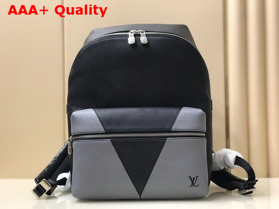 Louis Vuitton Discovery Backpack Gray Monochrome Taiga Leather M30728 Replica