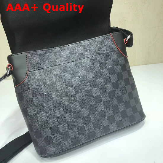Louis Vuitton District Messenger Damier Graphite Canvas with Embroidered Tufted and Printed Patches N40040 Replica