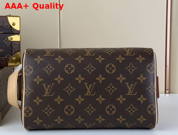 Louis Vuitton Dopp Kit Toilet Pouch in Monogram Canvas M44494 Replica