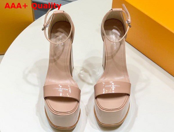 Louis Vuitton Fame Platform Sandal in Nude Patent Calf Leather 1AAZS9 Replica
