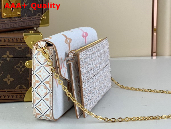 Louis Vuitton Felicie Pochette in Beige Monogram Coated Canvas M82520 Replica
