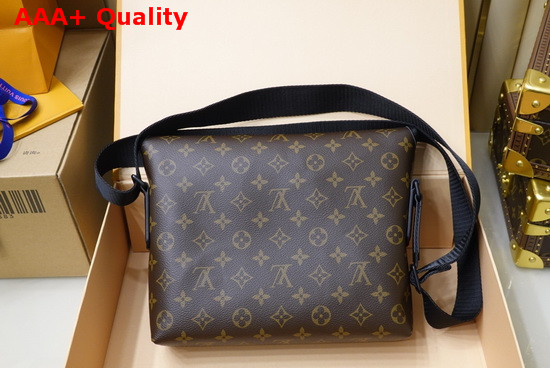 Louis Vuitton Flap Messenger in Monogram Canvas Replica