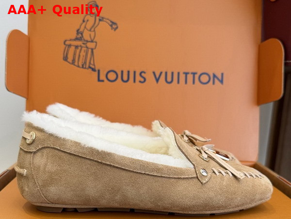 Louis Vuitton Flore Car Shoe in Beige Suede Calf Leather and Shearling Lining 1AITV5 Replica