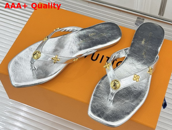 Louis Vuitton Gaia Flat Thong in Silver Lambskin Replica