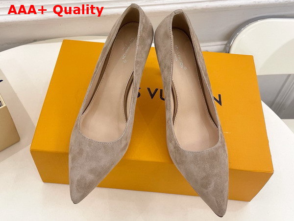Louis Vuitton Gala Pump in Nude Suede Calf Leather 1AINO0 Replica