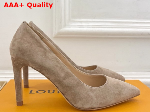Louis Vuitton Gala Pump in Nude Suede Calf Leather 1AINO0 Replica