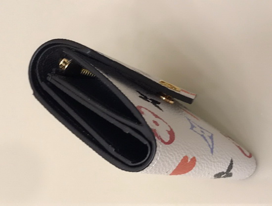 Louis Vuitton Game On Zoe Wallet White Transformed Game On Canvas M80278 Replica