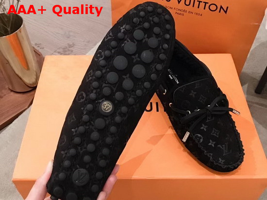 Louis Vuitton Gloria Flat Loafer in Black Monogram Embossed Calf Leather with Shearling Sheepskin Lining Replica