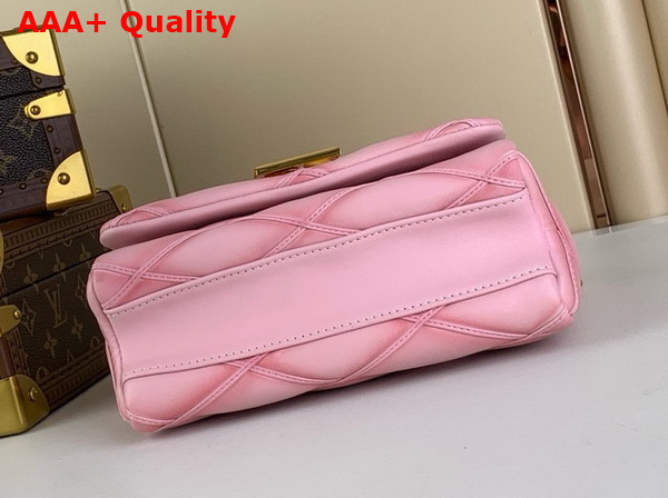 Louis Vuitton Go 14 MM Handbag in Pink Lambskin Quilted Malletage Pattern Replica