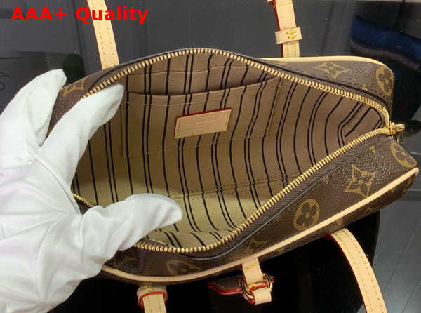 Louis Vuitton Hang On Monogram Coated Canvas M47031 Replica