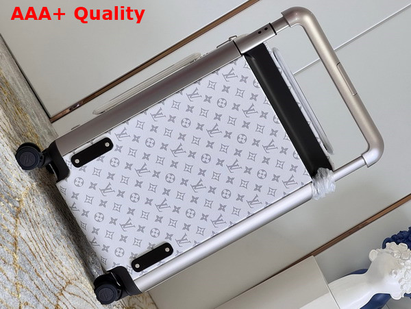 Louis Vuitton Horizon 55 Optic White Monogram Coated Canvas and Taiga Cowhide Leather M10149 Replica