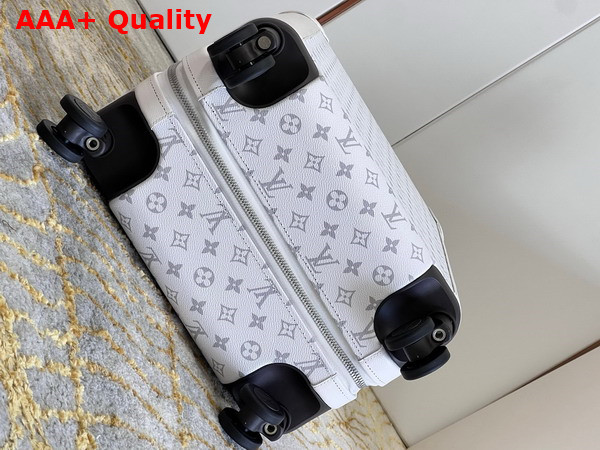 Louis Vuitton Horizon 55 Optic White Monogram Coated Canvas and Taiga Cowhide Leather M10149 Replica
