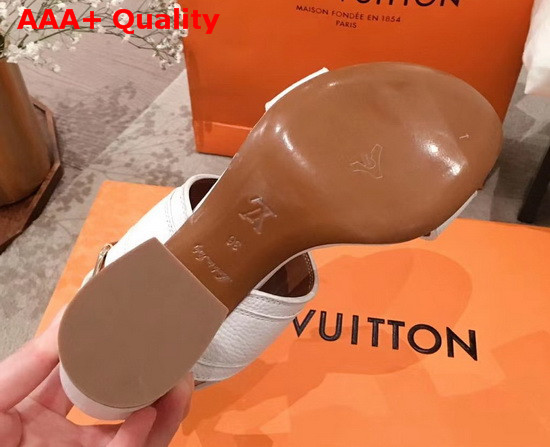 Louis Vuitton Horizon Sandal White Grained Calf Leather 1A63X2 Replica