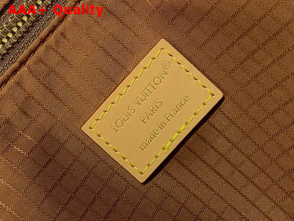 Louis Vuitton Jet Lag Bag MM Louis Vuitton Silk Tech M2A425 Replica