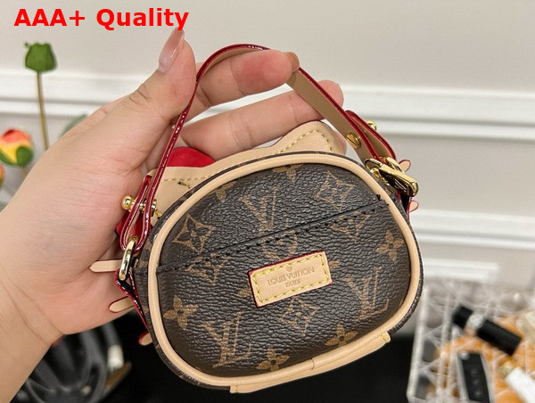 Louis Vuitton Kitty Chain Purse in Monogram Canvas Replica