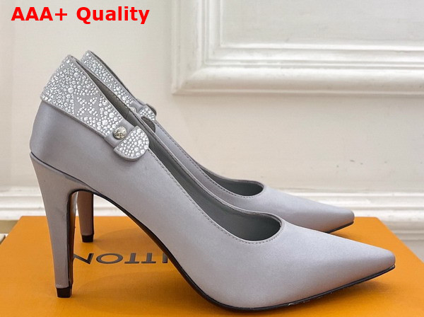Louis Vuitton Legacy Pump in Grey Satin and Strass Replica