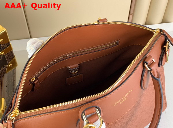 Louis Vuitton Lock It MM Bag in Gold Taurillon Leather and Smooth Leather M22925 Replica