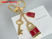 Louis Vuitton Lock and Key Bag Charm and Key Holder Gold Metal Replica