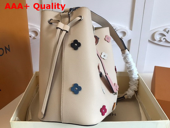 Louis Vuitton Lockme Bucket in Beige Soft Calfskin with Colorful Leather Blossoms M53081 Replica
